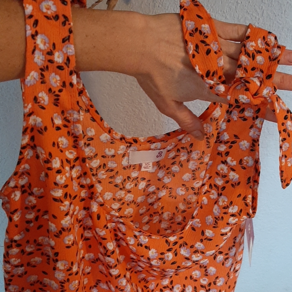 floral tank top